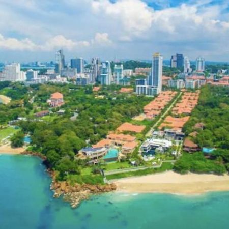 Majestic Residence Pool Villas X Gsg Pattaya Esterno foto