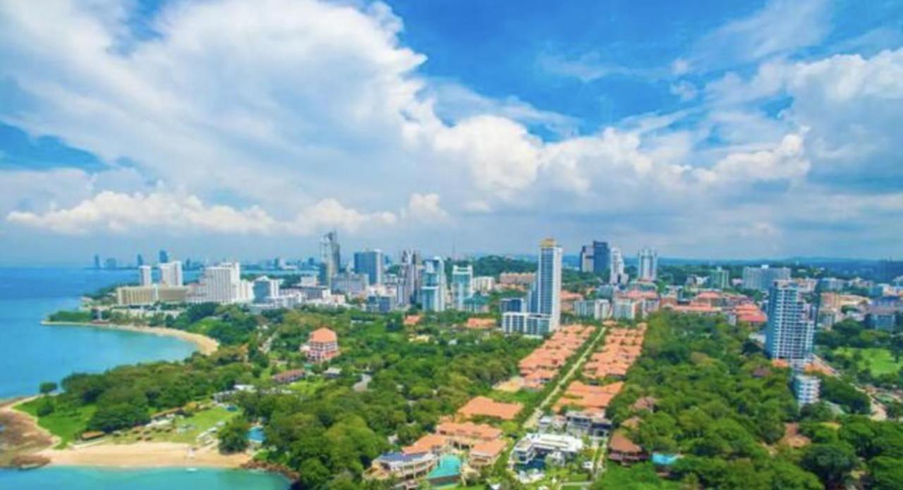 Majestic Residence Pool Villas X Gsg Pattaya Esterno foto